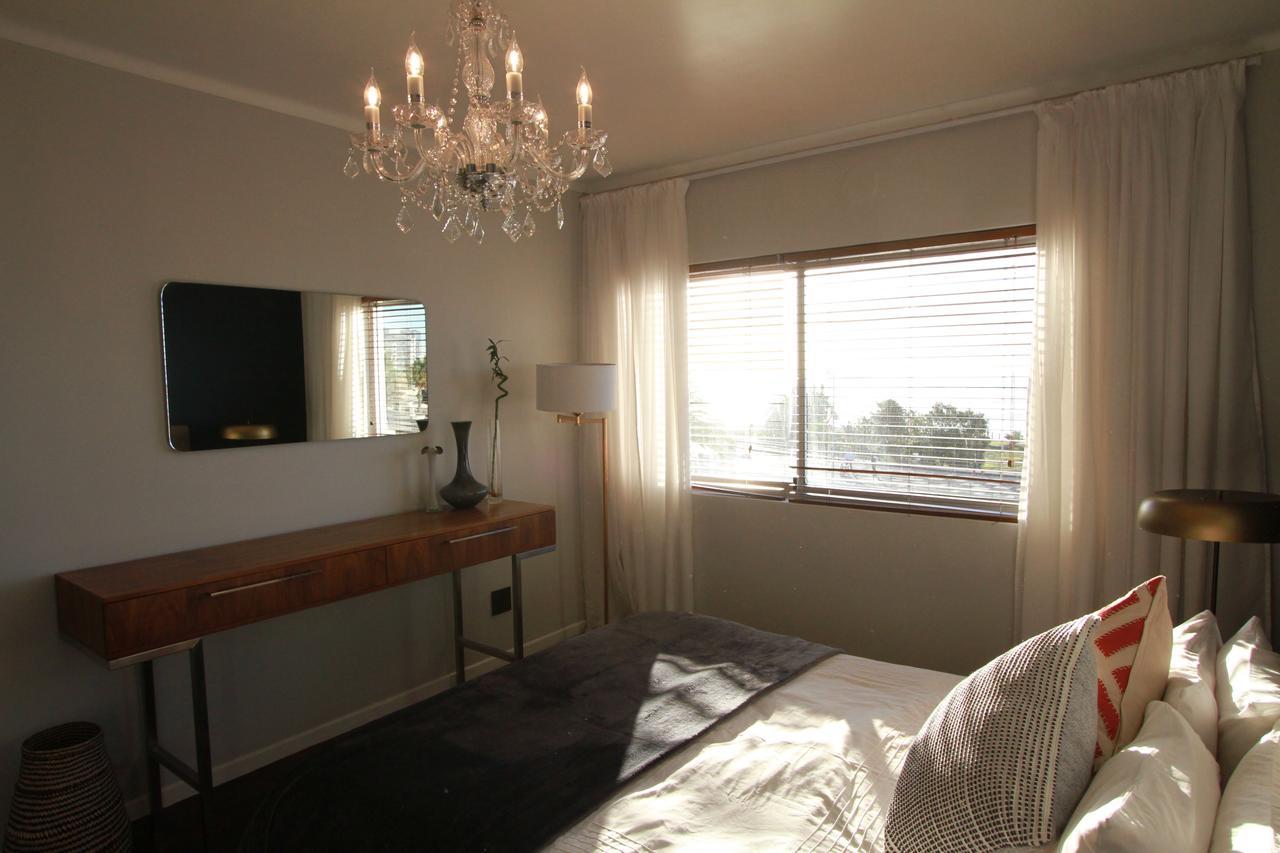 Апартаменты Saratoga - Sea Point Кейптаун Экстерьер фото